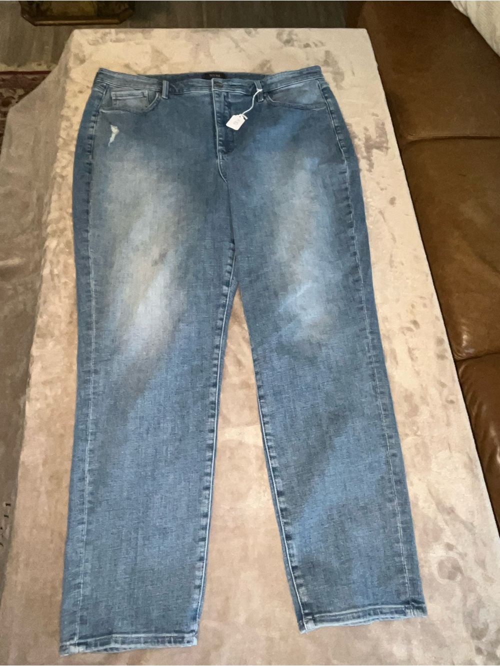 NYDJ Women's Light Blue Straight Leg Jeans size 40x22